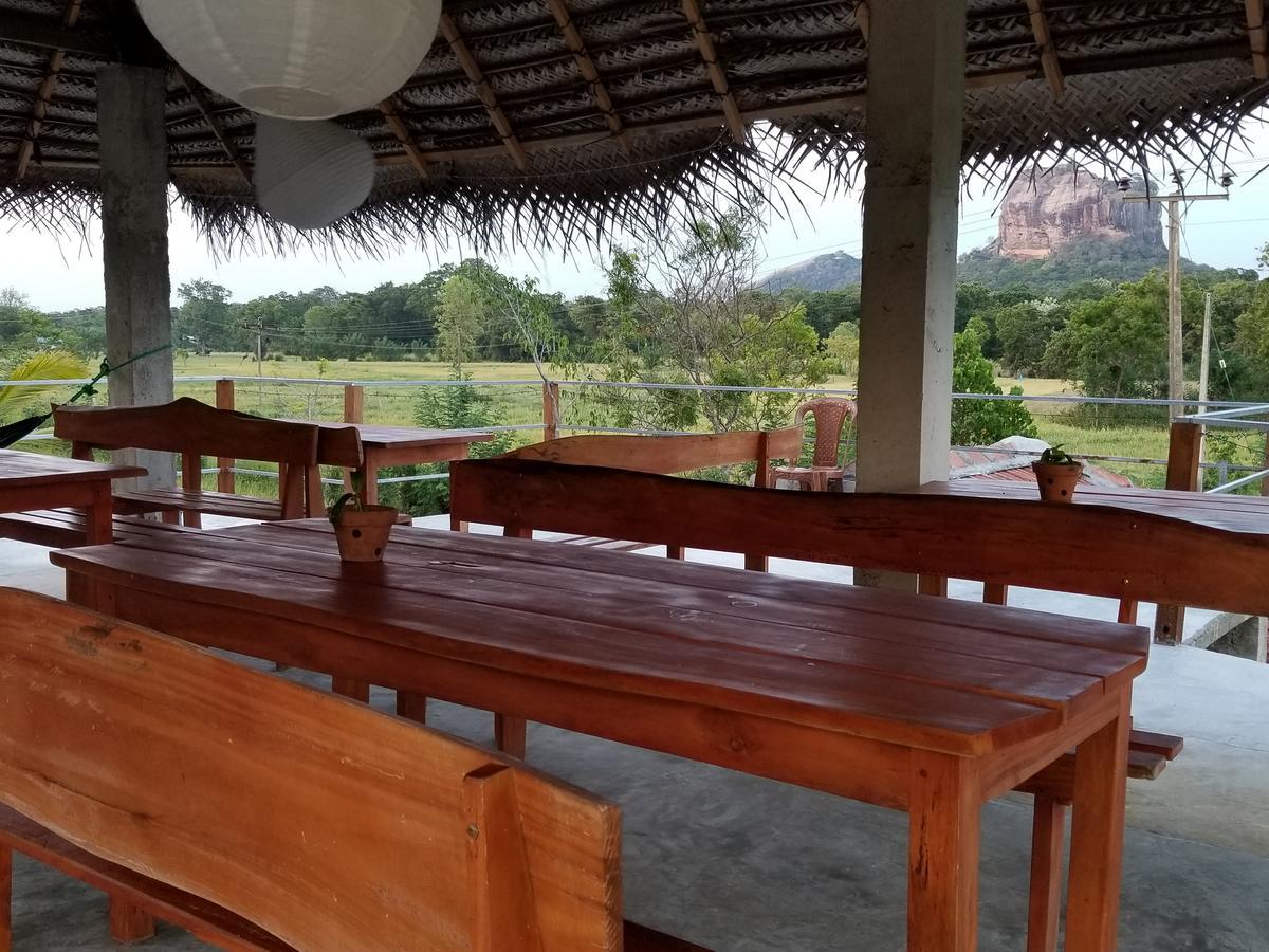 Nelu Villa Sigiriya Exterior photo